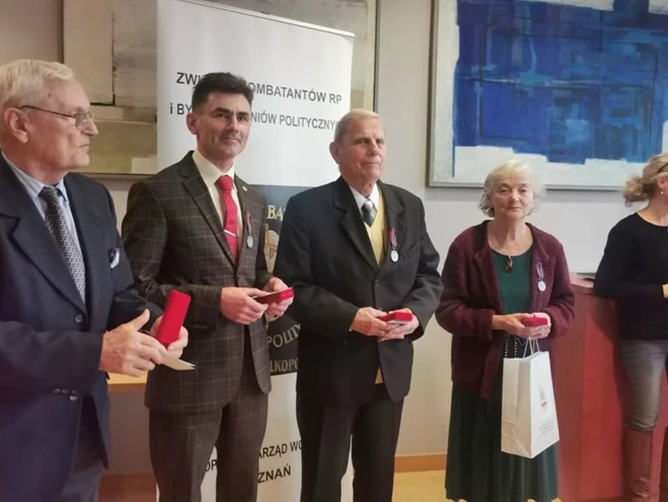 Czterech członków koła kombatantów z Jarocina otrzymało medale w Poznaniu — zdjęcie 5 z 11