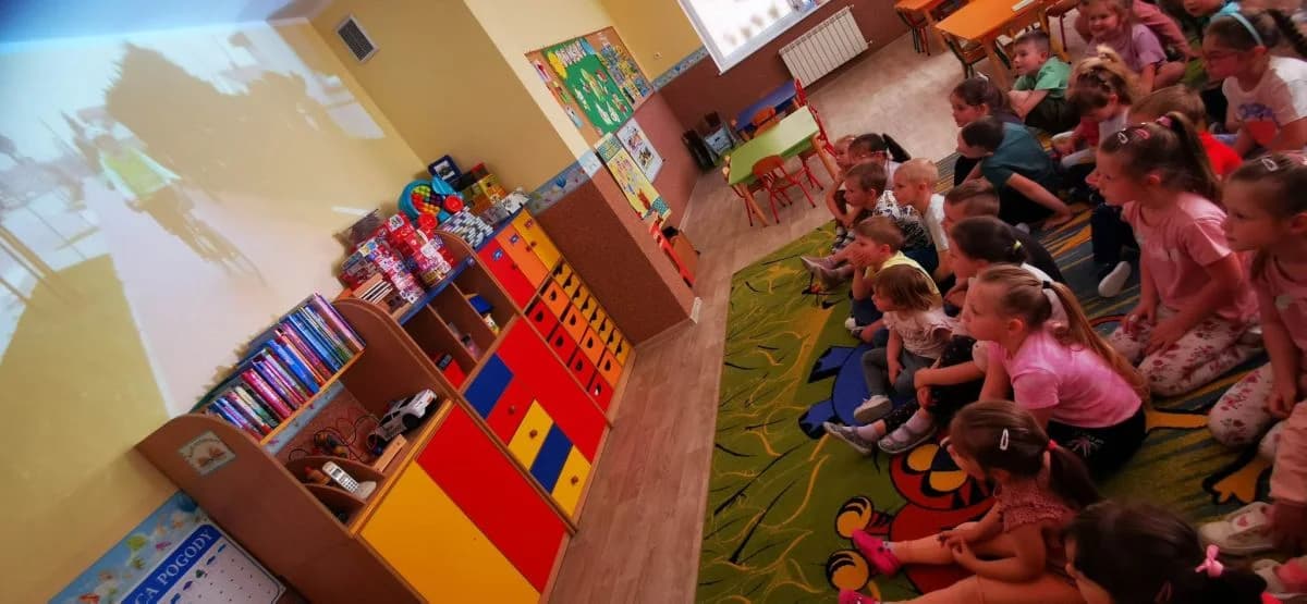 Lekcje "Cooltury RoweLOVEJ"  w przedszkolu i Szkole Podstawowej w Cielczy [ZDJĘCIA] — zdjęcie 3 z 29