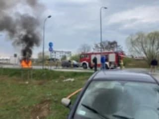 Pożar samochodu dostawczego w Jarocinie — zdjęcie 4 z 5