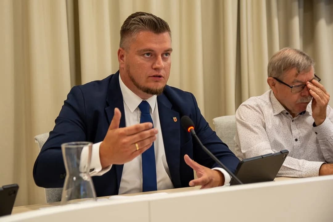 Udzielenie absolutorium byłemu burmistrzowi będzie przedmiotem obrad Rady Miejskiej w Jarocinie [ZDJĘCIA] — zdjęcie 6 z 27