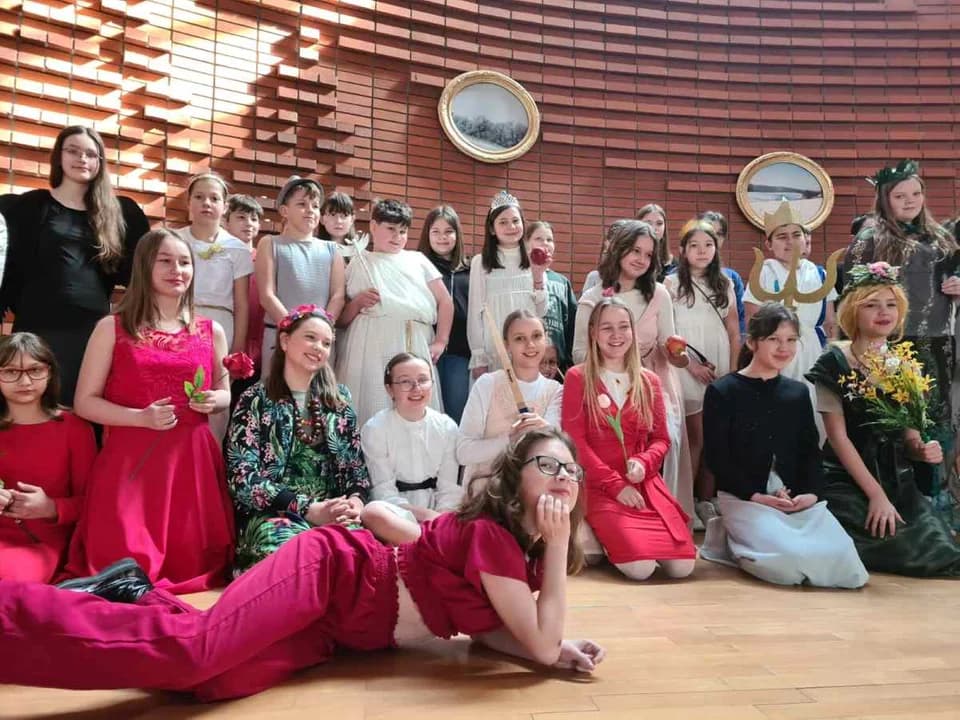 Zeus i Afrodyta w żerkowskiej szkole [GALERIA]