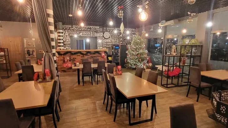Pizzeria Primawera w Jarocinie wystawiona na sprzedaż — zdjęcie 3 z 5