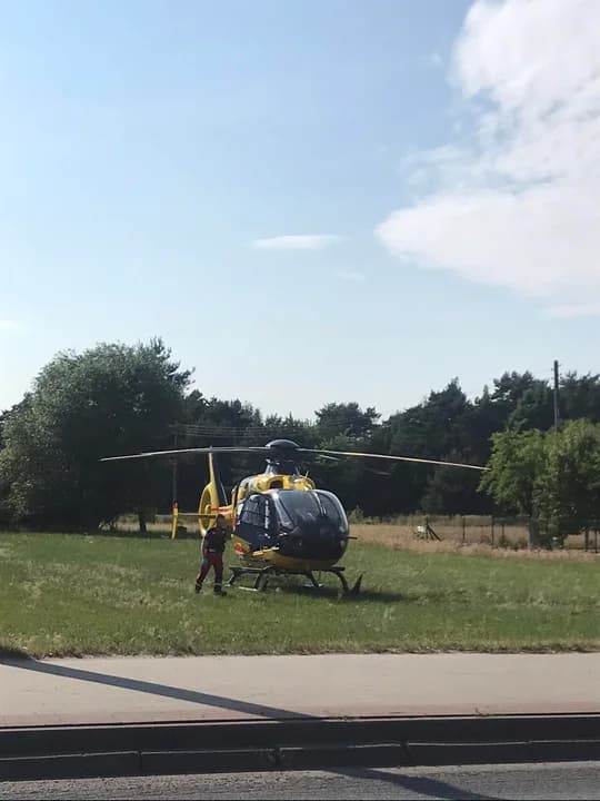 Wypadek hulajnogi na ul. Wrocławskiej w Jarocinie — zdjęcie 2 z 14