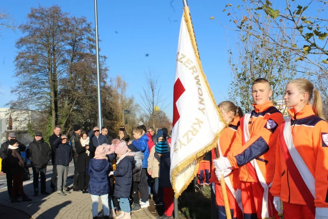 Honorowi Dawcy Krwi mają swój skwer w Jarocinie — zdjęcie 2 z 58