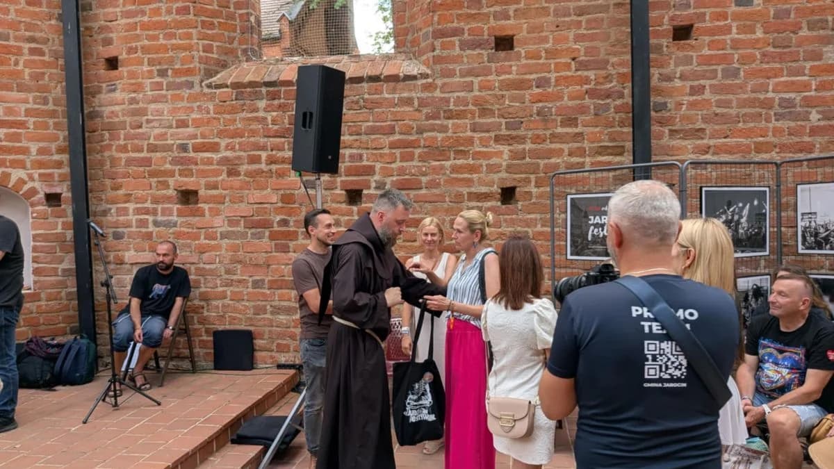 Msza Święta w intencji zmarłych muzyków