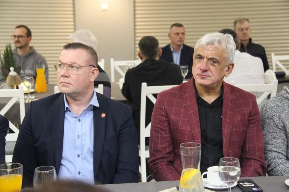 I Forum Klubów Sportowych z powiatu jarocińskiego — zdjęcie 6 z 20