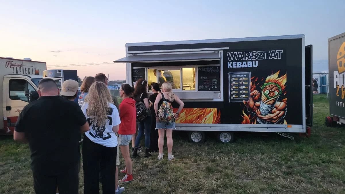 Strefa gastronomiczna na Jarocin Festiwal 2024