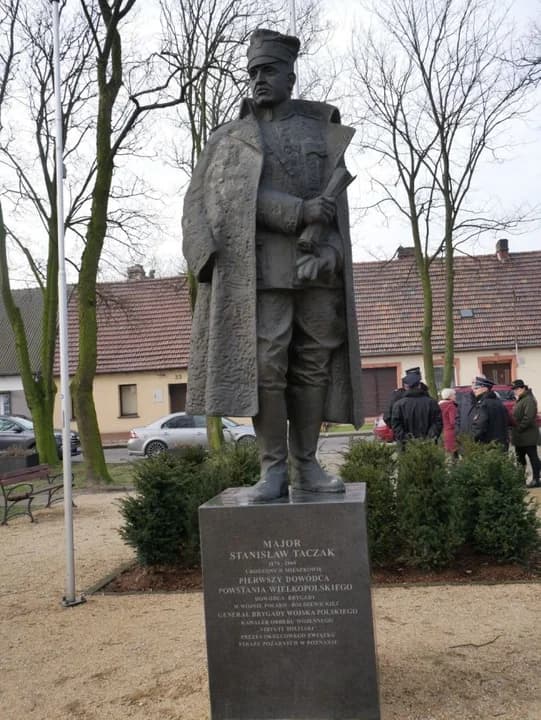 W Mieszkowie uczcili rocznicę śmierci generała Taczaka. Za nieco ponad miesiąc będą świętować 150-lecie urodzin — zdjęcie 3 z 8