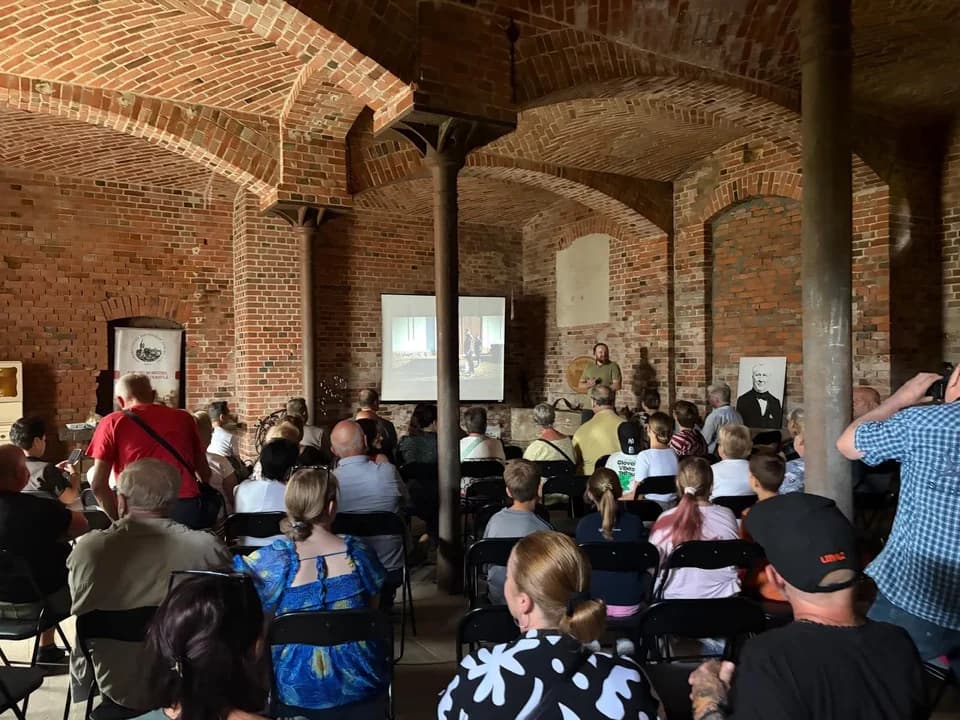 Okazja była wyjątkowa - premiera filmu dokumentalnego o unikalnej, lokalnej tradycji oraz inauguracja nowego rozdziału w historii tego zabytkowego obiektu.