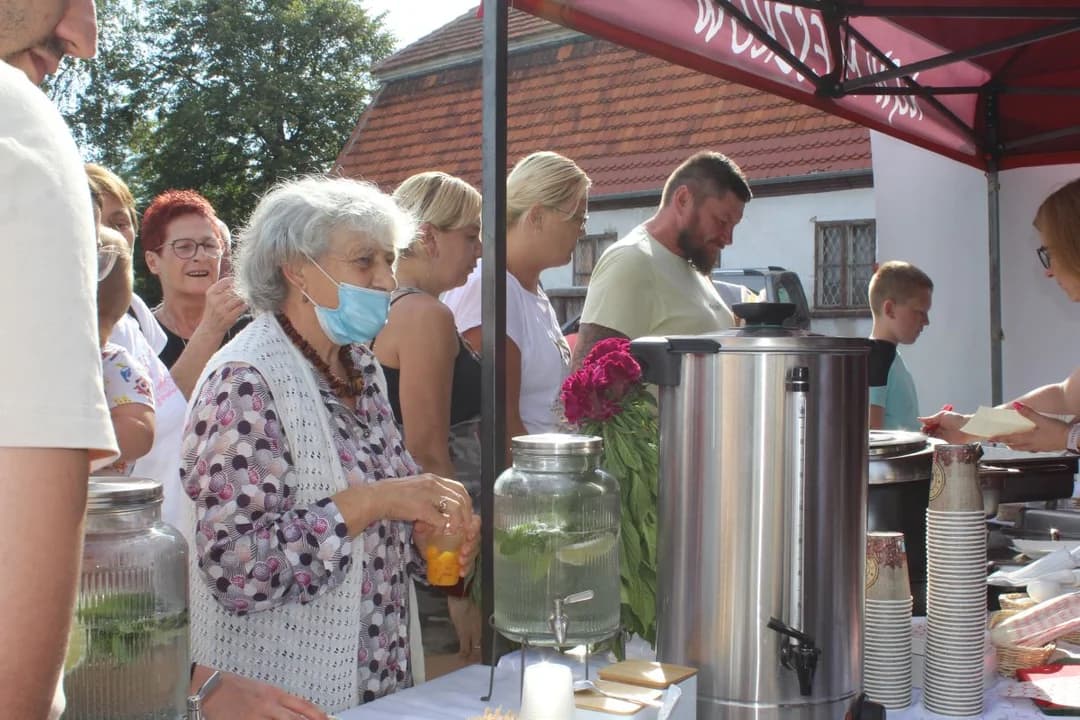 Święto Pyry w Mieszkowie. Największe wzięcie miały szare kluski — zdjęcie 2 z 264