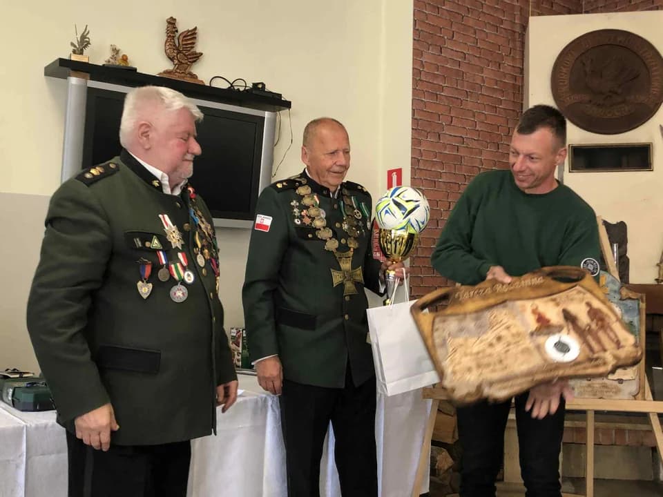 Rodzinny Piknik Strzelecki KBS Jarocin. Kura zestrzelił 98-latek [ZDJĘCIA] — zdjęcie 6 z 47