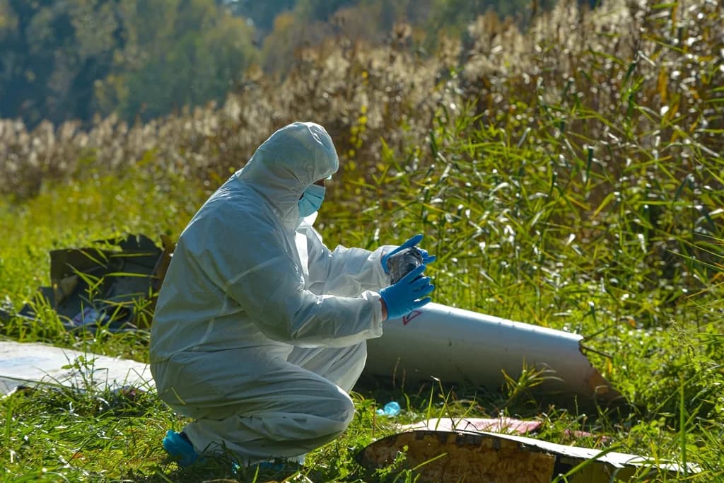 Katastrofa samolotu, uzbrojeni przestępcy i działania antyterrorystów - duże ćwiczenia policji i służb ratowniczych [ZDJĘCIA I FILM]
