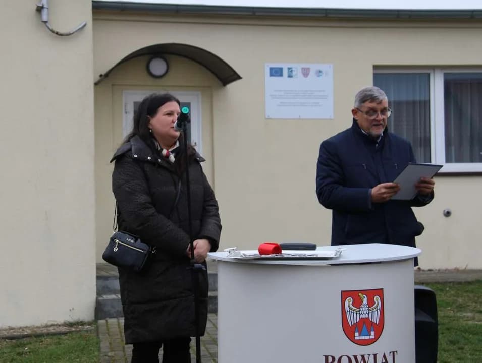Zakończyła się przebudowa drogi powiatowej Żerków - Bieździadów [ZDJĘCIA]