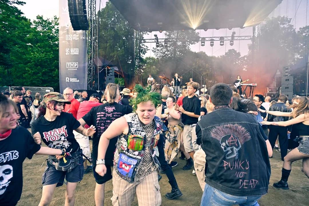 Trwa finał Wielkopolskich Rytmów Młodych w jarocińskim amfiteatrze [ZDJĘCIA]