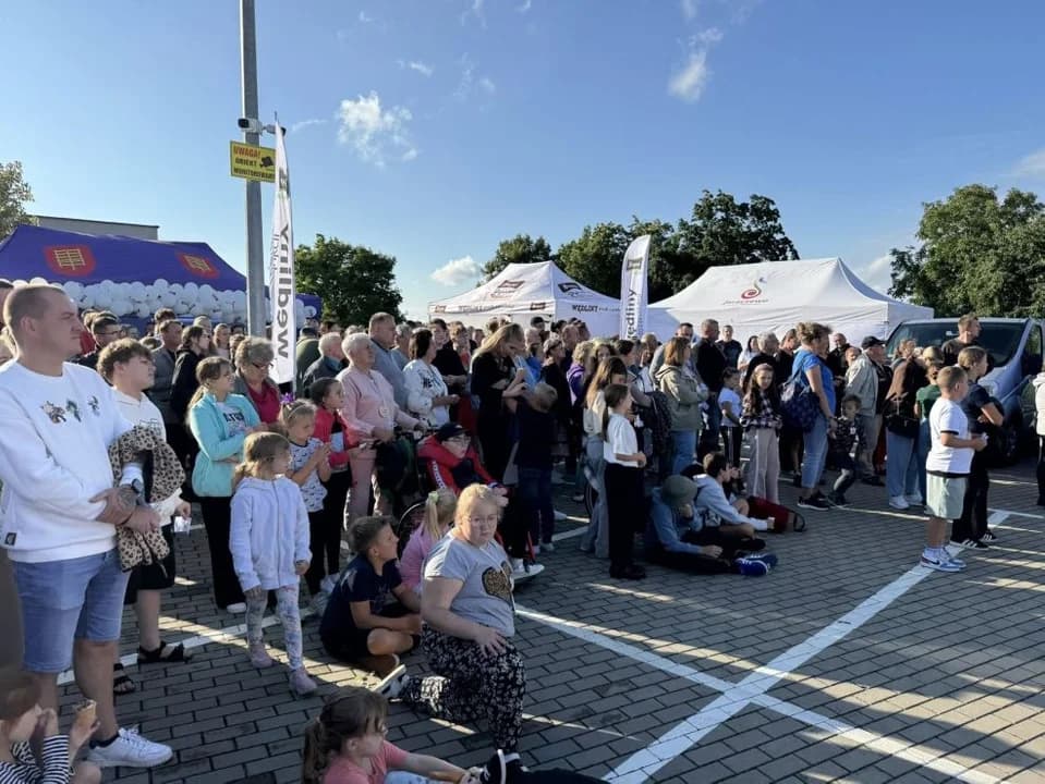 Tłumy na Święcie Parówki w Jaraczewie. Na przekór deszczowej pogodzie [ZDJĘCIA] — zdjęcie 4 z 156