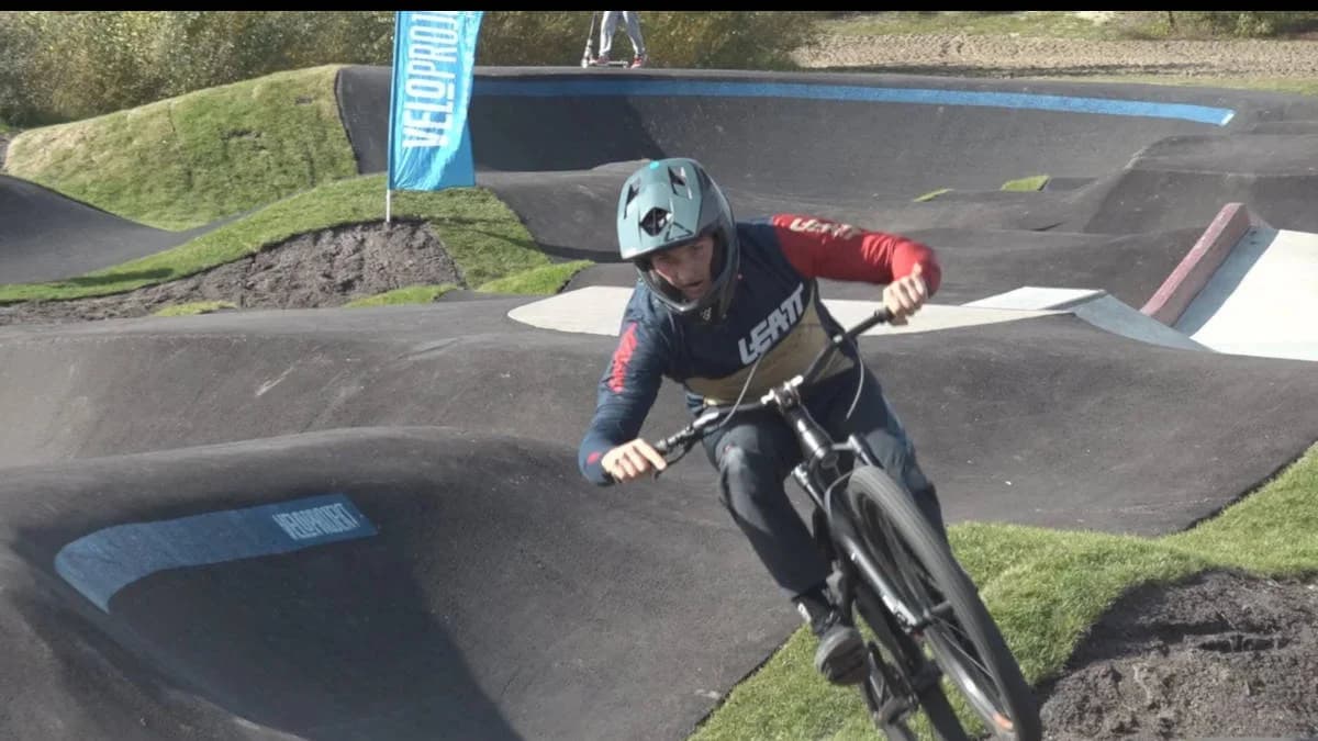 Gminna spółka pobuduje pumptrack w Jarocinie. Znamy szczegóły [ZDJĘCIA]