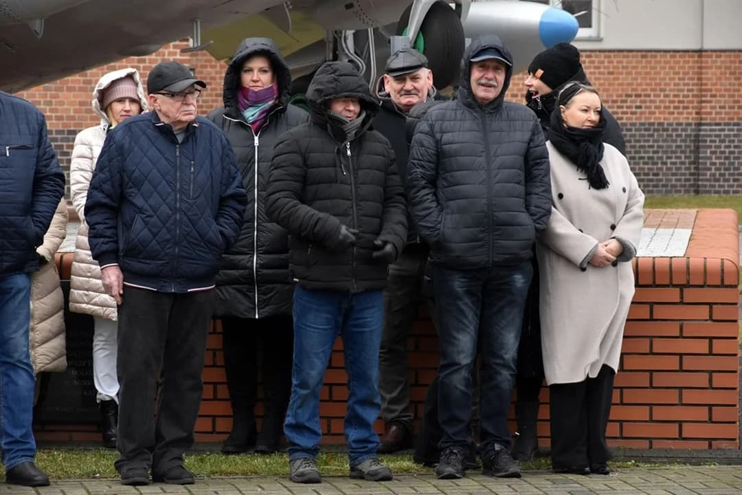 Zmiana dowódcy w 16. Jarocińskim Batalionie Remontu Lotnisk [ZDJĘCIA] — zdjęcie 6 z 44