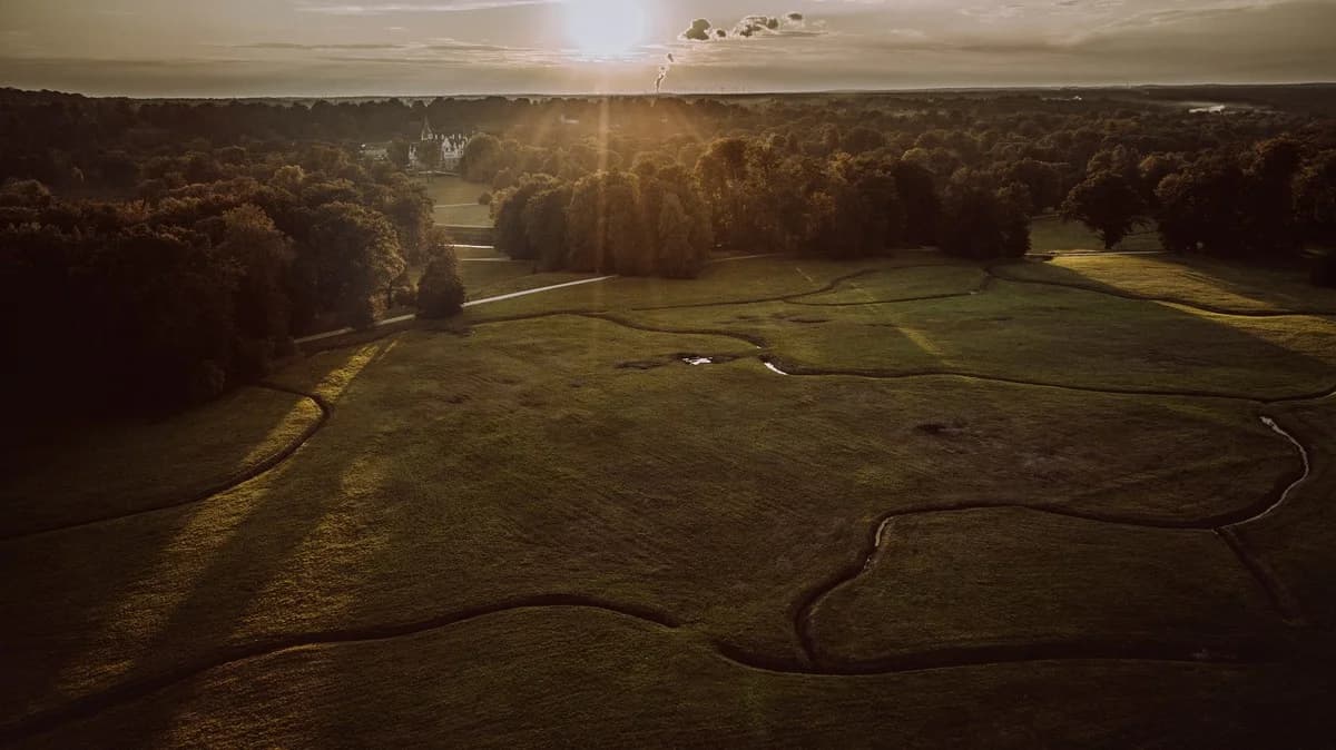 To jeden z najpiękniejszych parków w Europie. Ma ponad 700 hektarów [ZDJĘCIA] — zdjęcie 6 z 88
