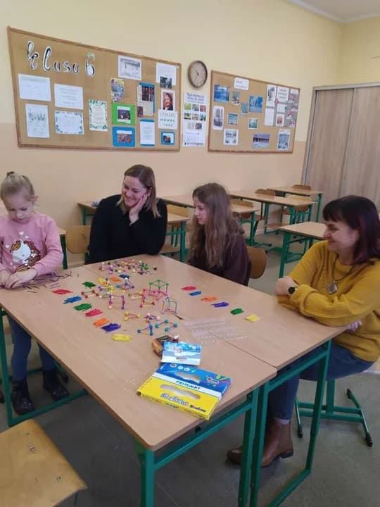 Drzwi otwarte w szkole  w Mieszkowie — zdjęcie 3 z 6