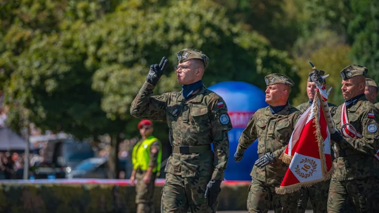 Zobaczyła ich cała Polska. Żołnierze z Jarocina na defiladzie w Warszawie — zdjęcie 3 z 214