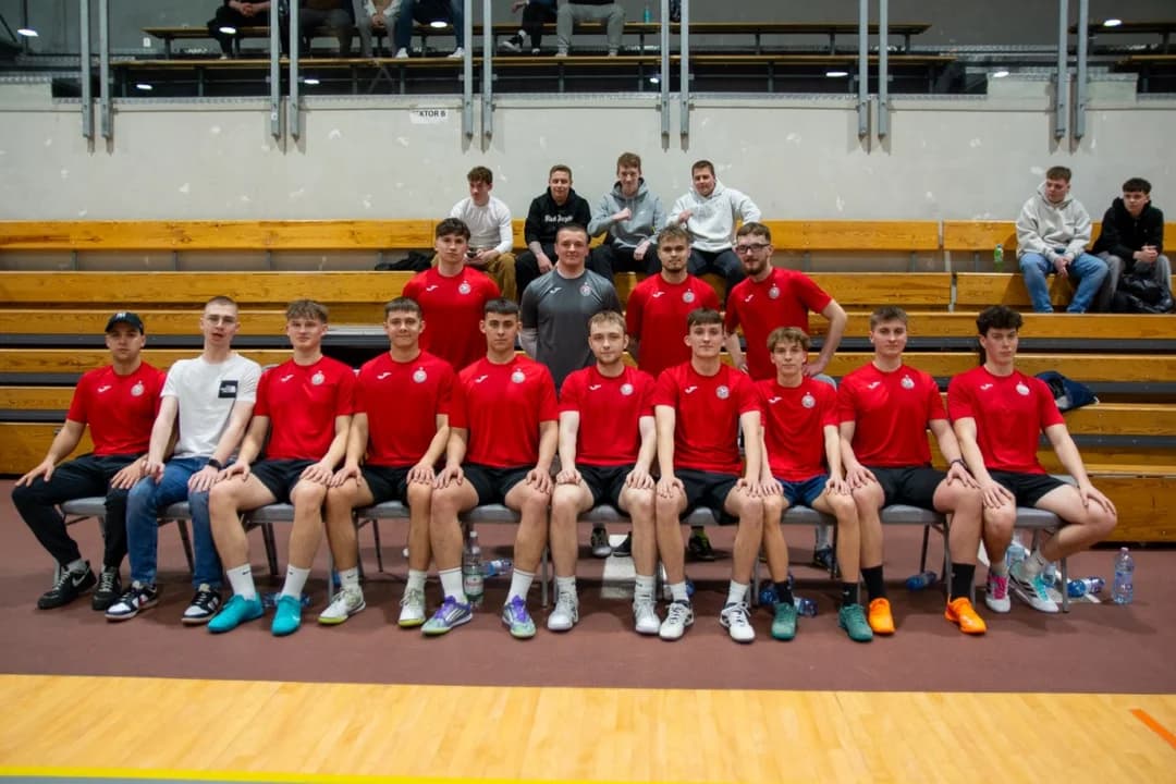 Mecz pokazowy JLHPN pomiędzy Fort Boys Team i A Seree Tee