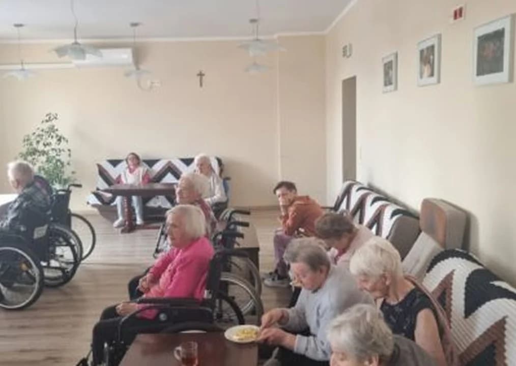 Podopieczne ośrodka w Cerekwicy przygotowały potrawy dla seniorów