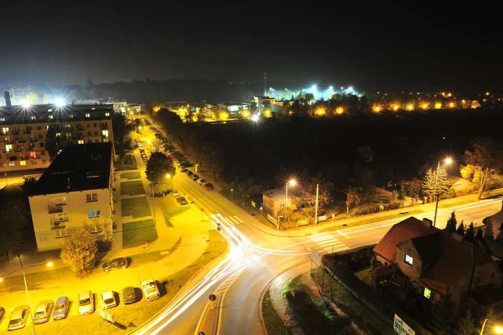 Lampy uliczne w gminie Jarocin zostały z powrotem włączone na noc. Czy wszędzie? [ZDJĘCIA]