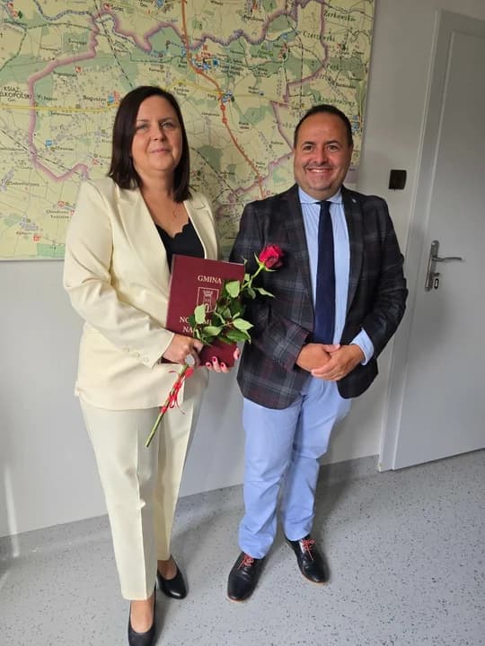 Uroczystego wręczenia dokumentów dokonał Wójt Gminy Nowe Miasto nad Wartą, Wiesław Schreiber, po pomyślnie zdanym przez pedagogów egzaminie.