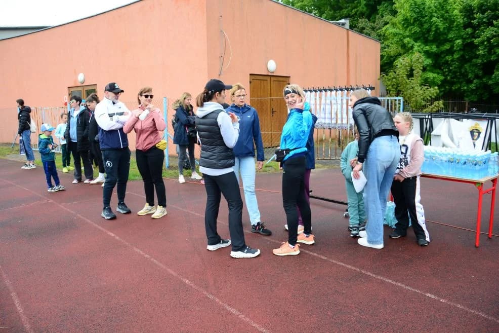 800 biegaczy weźmie udział w RockRun Jarocin 2025 — zdjęcie 5 z 230