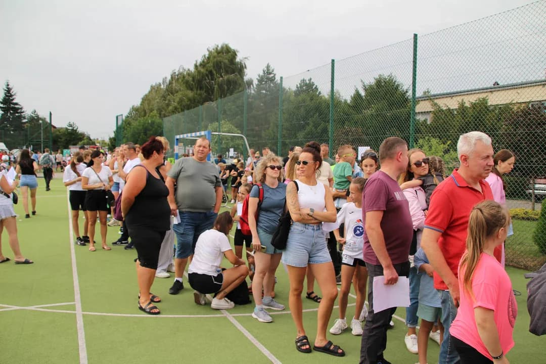 Najmłodsi opanowali stadion. Za nami pełen emocji Bieg Pomidorków [ZDJĘCIA] — zdjęcie 3 z 198