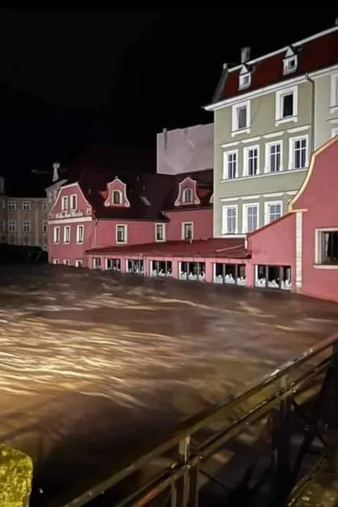 sze pomoc mieszkańców powiatu jarocińksiego dla zalanego Kłodzka