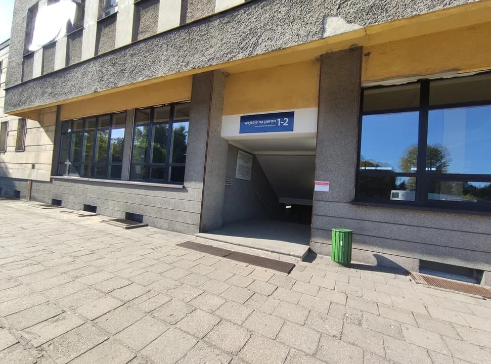 Dworzec kolejowy w Krotoszynie — zdjęcie 2 z 8