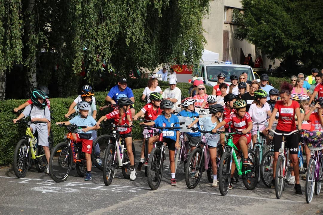 600 uczestników na trasie II Biegu Pomidora - biegli, maszerowali i jeździli [ZDJĘCIA] — zdjęcie 2 z 233