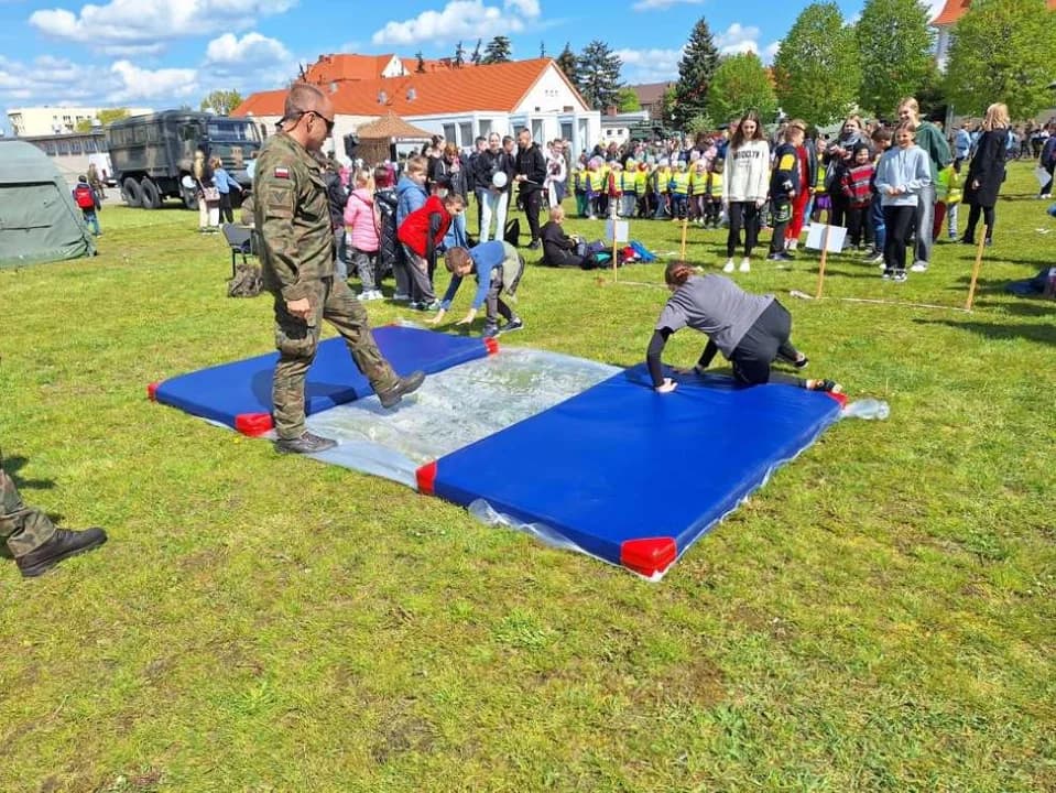 Jubileusz 16. jarocińskiego batalionu remontu lotnisk — zdjęcie 6 z 29