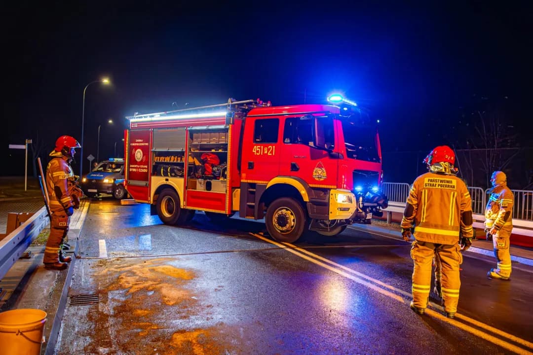 Zderzenie dwóch pojazdów na ulicy Powstańców Wielkopolskich w Jarocinie