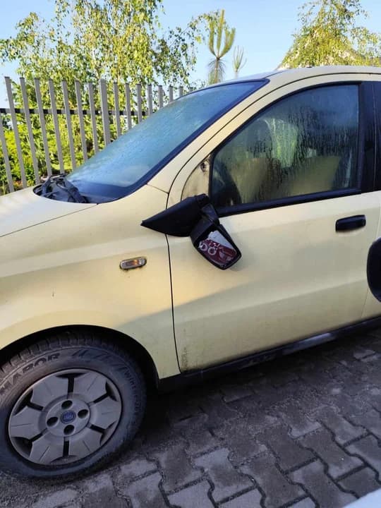 Policja poszukuje sprawców uszkodzenia pojazdów w Bachorzewie