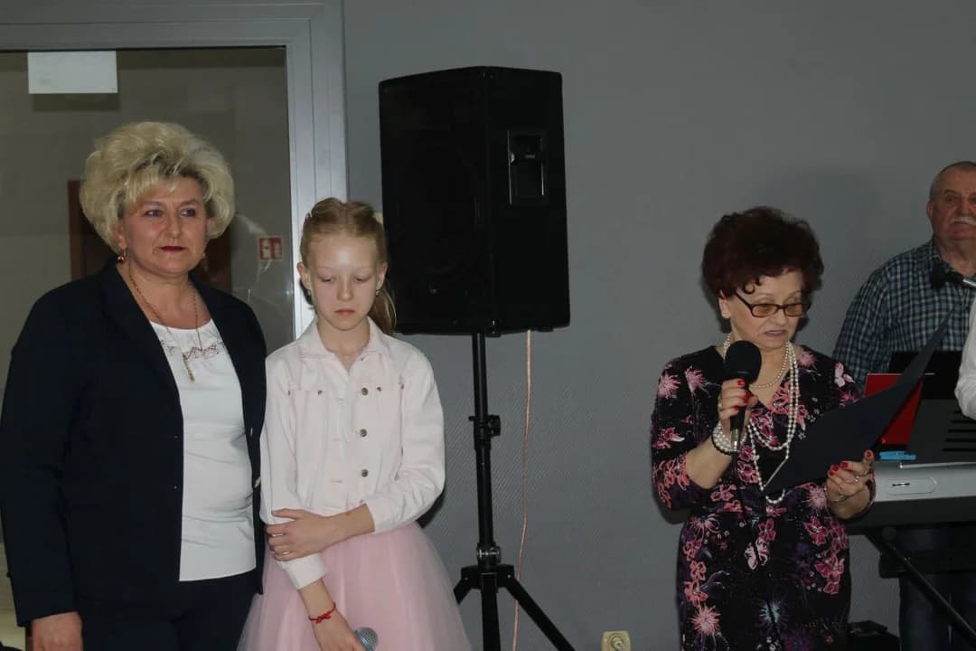 Dzień Matki w kole nr 1 Polskiego Związku Emerytów, Rencistów i Inwalidów w Jarocinie [ZDJĘCIA] — zdjęcie 6 z 97