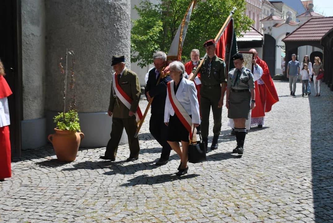 Uczcili pamięć jarociniaków, którzy 80 lat temu oddali swoje życie za Polskę [ZDJĘCIA] — zdjęcie 2 z 50
