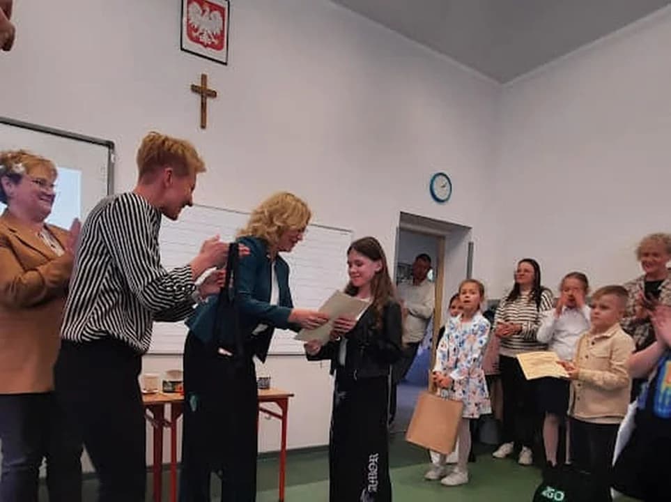 Jarocińska "dwójka" gospodarzem II Powiatowego Konkursu Pięknego Czytania — zdjęcie 2 z 3