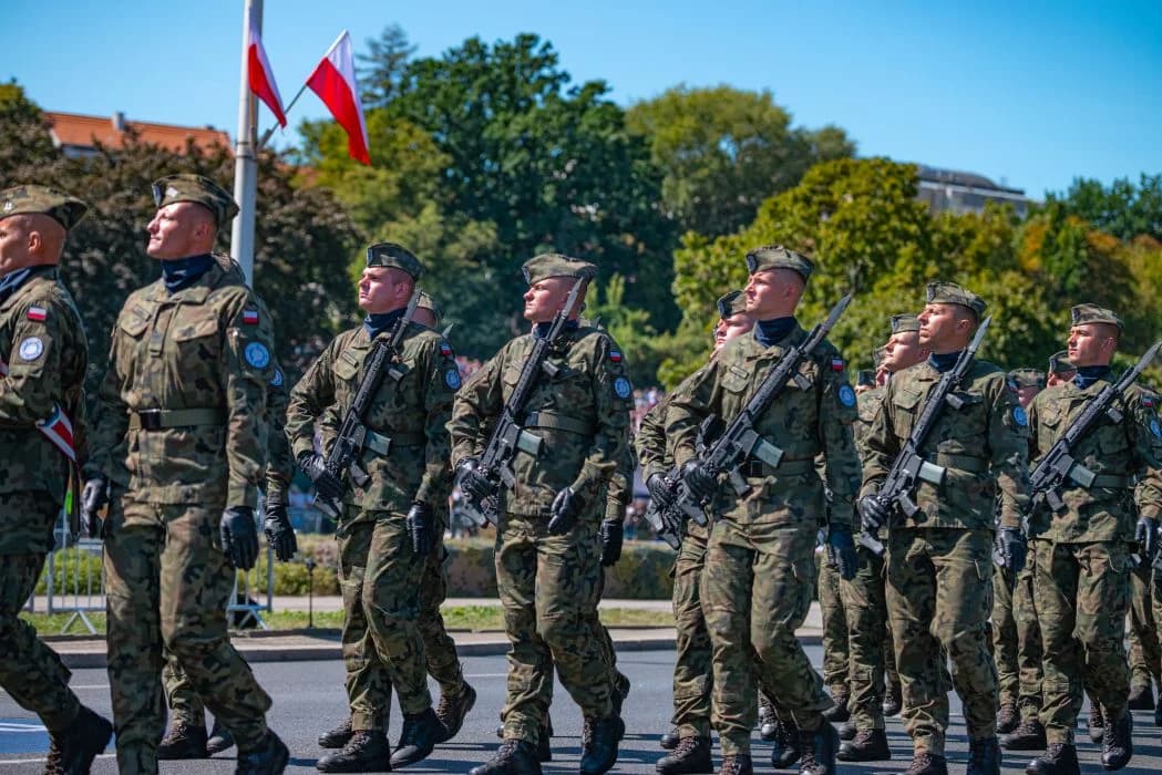 Zobaczyła ich cała Polska. Żołnierze z Jarocina na defiladzie w Warszawie — zdjęcie 6 z 214