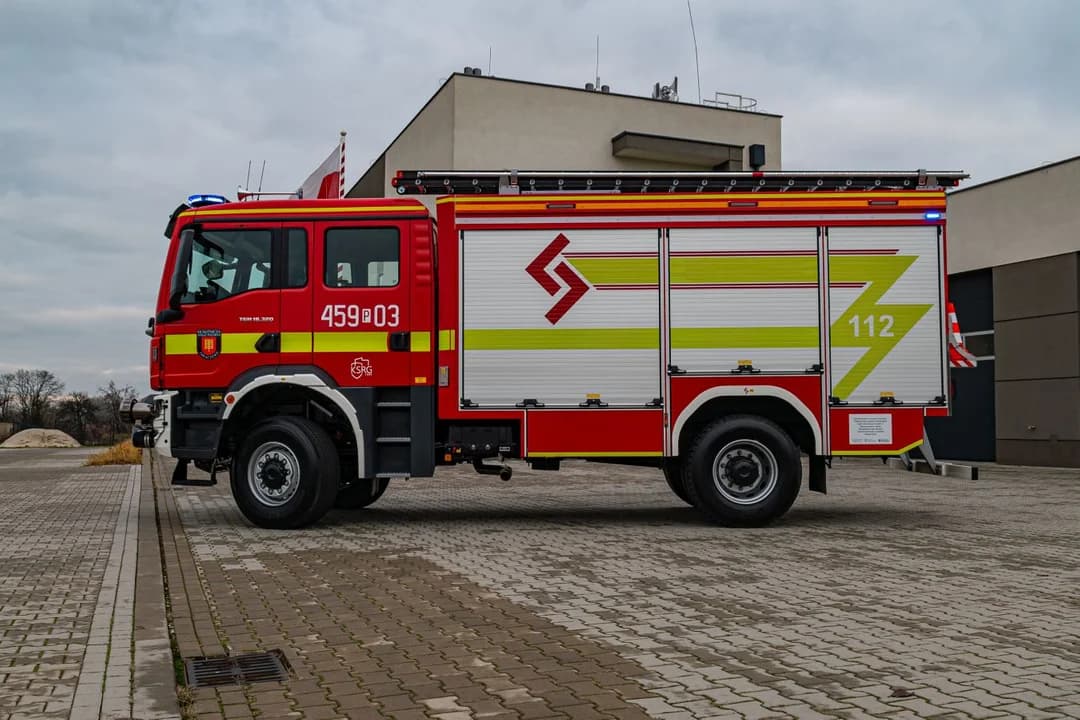 Nowy wóz bojowy dla OSP Jaraczewo [ZDJĘCIA]