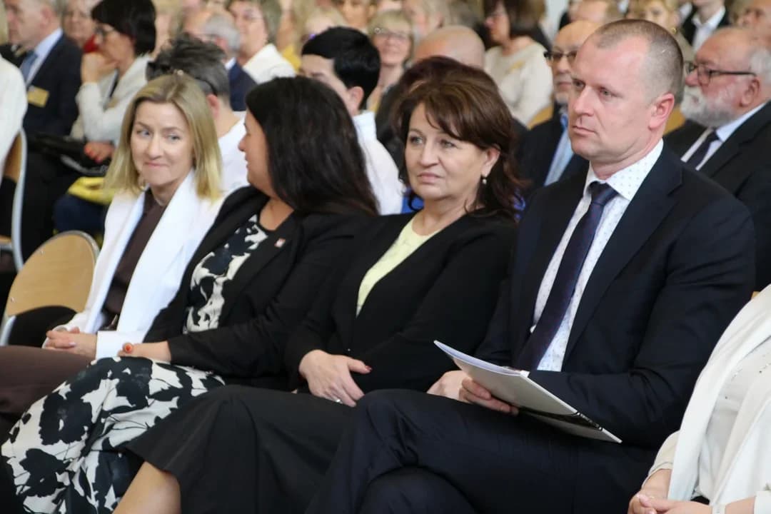 Roznosił listy, teraz jest starostą. W wyborach dostał najwyższe poparcie w powiecie — zdjęcie 4 z 19