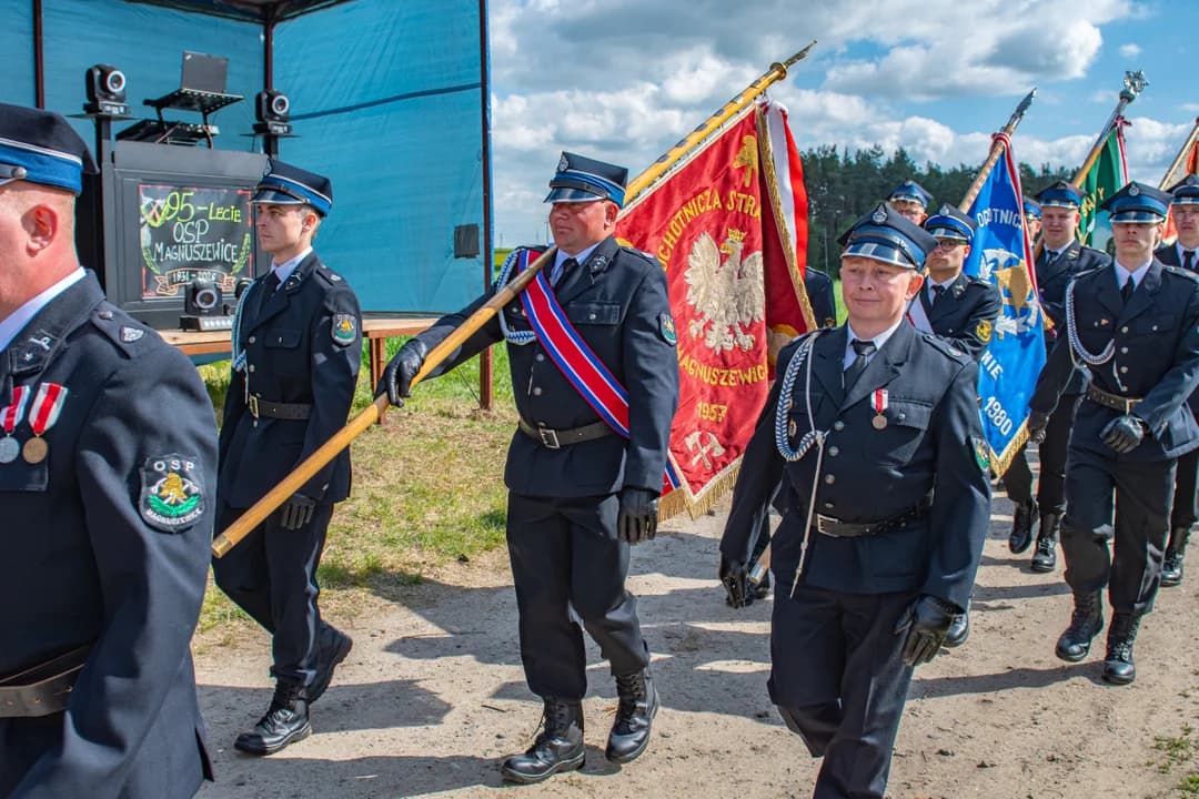 Jubileusz 95-lecia OSP Magnuszewice i gminne obchody Dnia Strażaka [ZDJĘCIA]