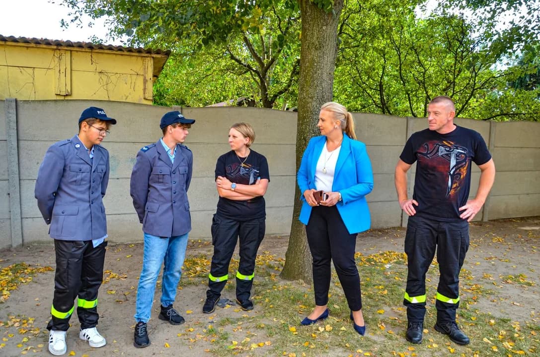 Pomagali kobiecie w ciąży pogryzionej przez agresywnego psa. Młodzieżowe Zawody Ratownicze w Golinie — zdjęcie 2 z 69