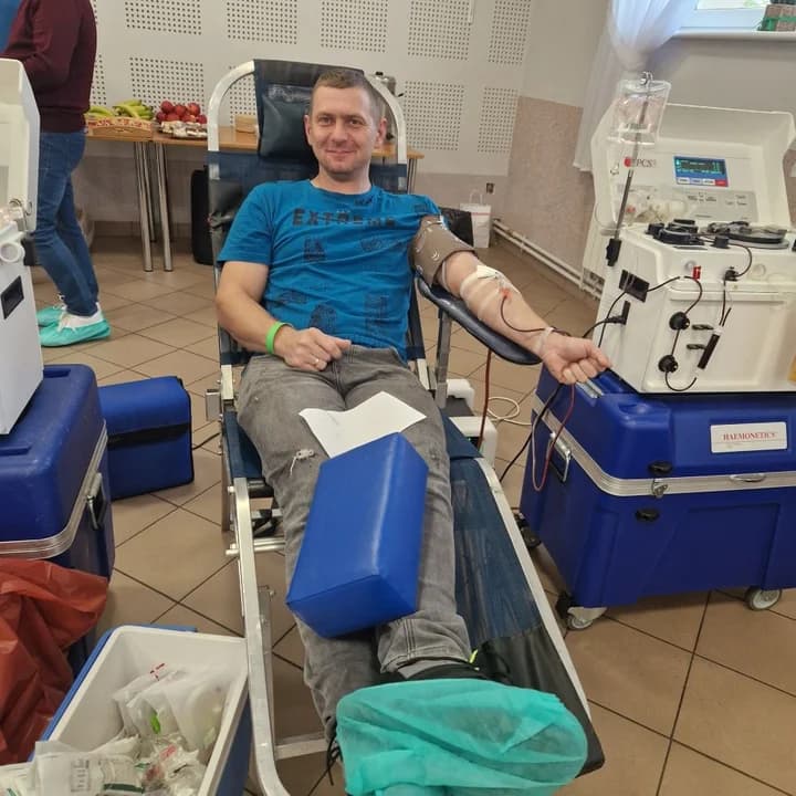 35 osób chciało pomóc małemu Krzysiowi. Zbiórka krwi w Łobzowcu zakończyła się sukcesem! — zdjęcie 6 z 26