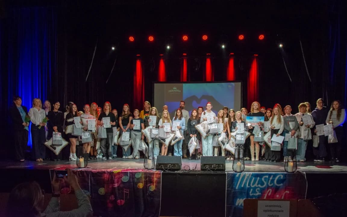 Wielkie emocje w JOK-u. Za nami III Gminny Festiwal Piosenki Angielskiej