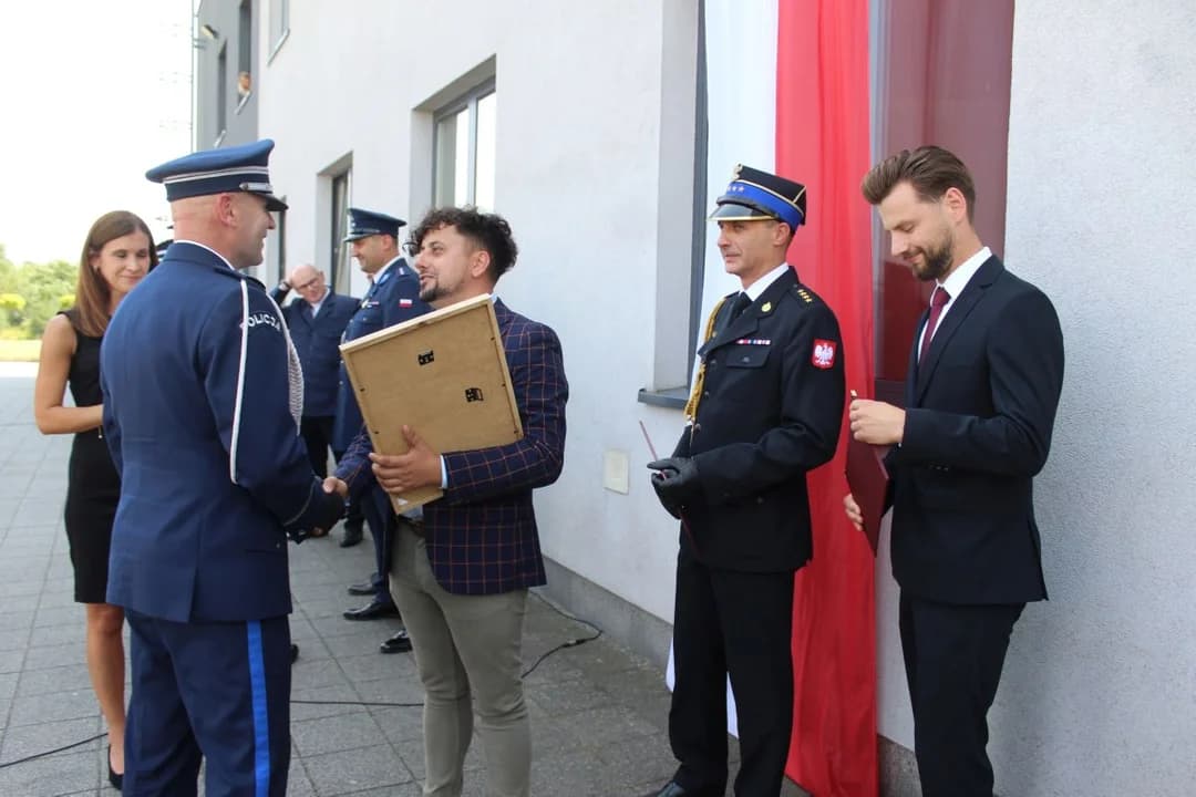 Święto Policji w Jarocinie. Policjanci odebrali awanse, padła ważna zapowiedź na 2027 rok