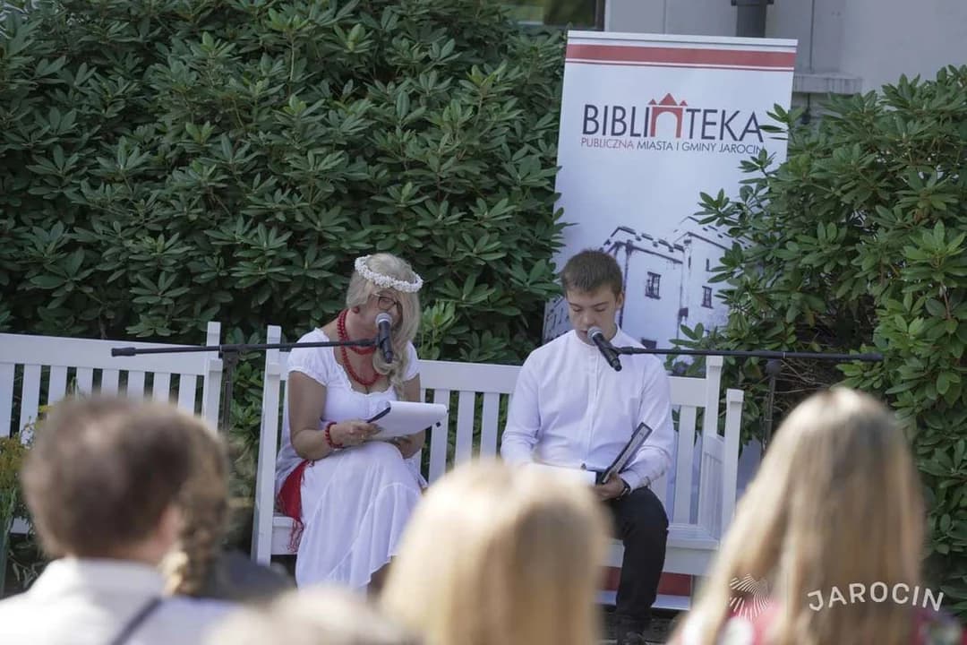"Narodowe Czytanie" czyli "Nad Niemnem" w Kamienicy Kultury w Jarocinie