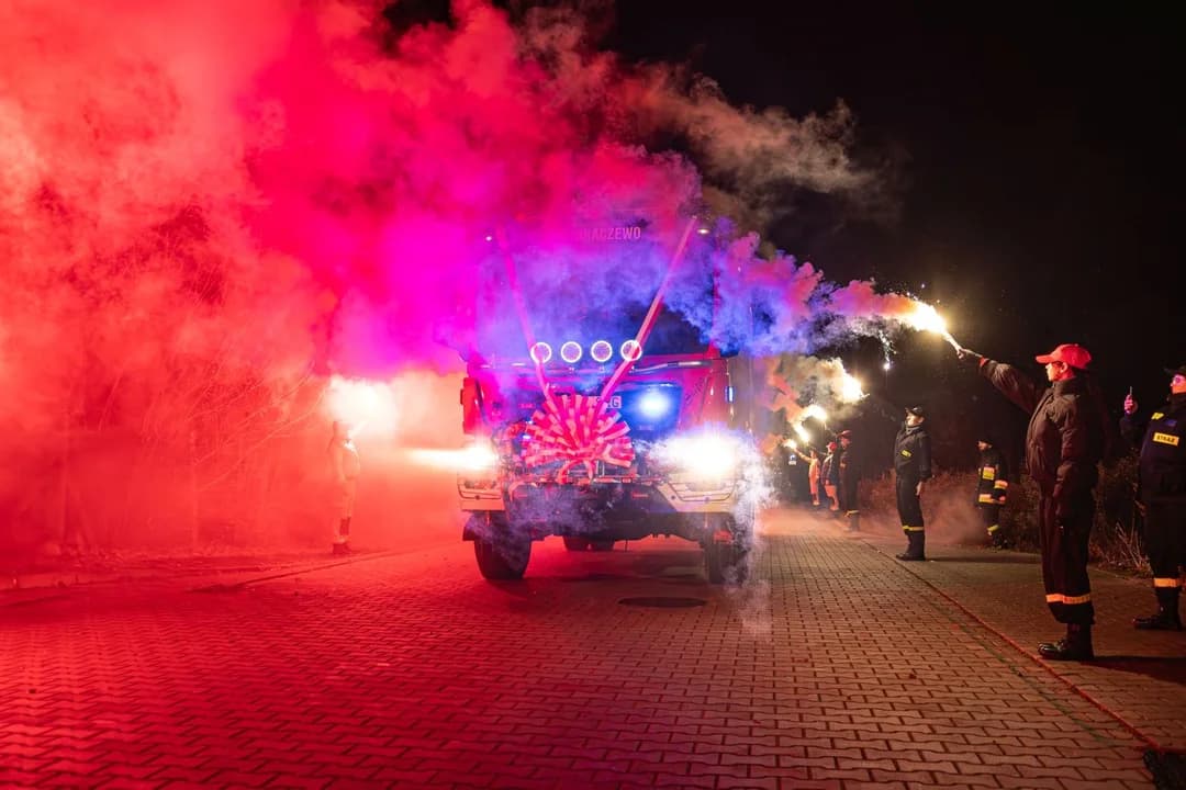 Przekazanie wozu bojowego dla OSP Jaraczewo