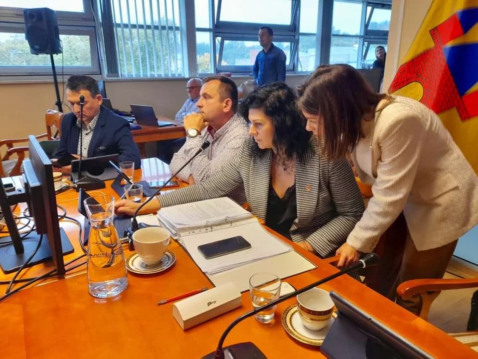Sesja Rady Miejskiej w Jarocinie (25 października 2023) — zdjęcie 3 z 44